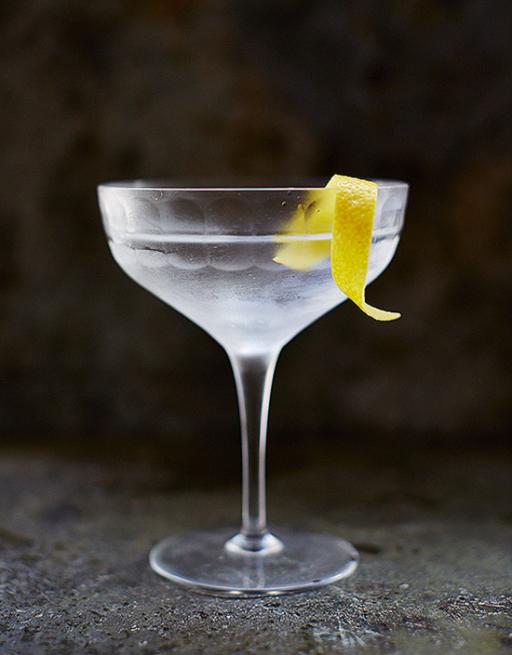 クロイツナッハークローテンブール　アウスレーゼ1975,76二本 Vodka & Gin | Smith & Vine Wine & Spirits